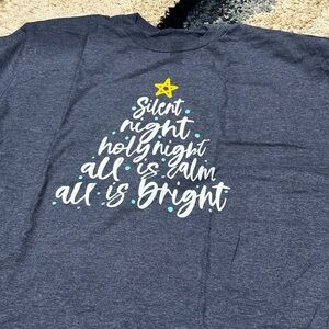 “Silent Night” Christmas Tree design XL NWT Eternal Light: Gildan Grey T-Shirt